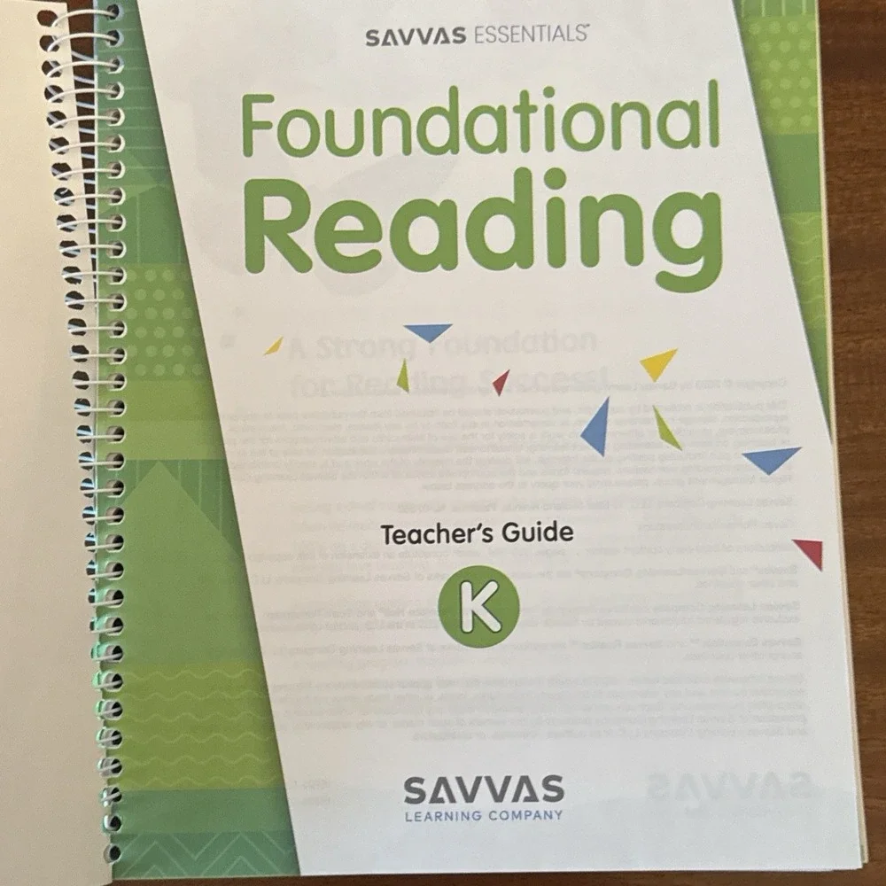 Savvas Essentials Foundational Reading Grade K Teacher Guide +‎ Student Worktext